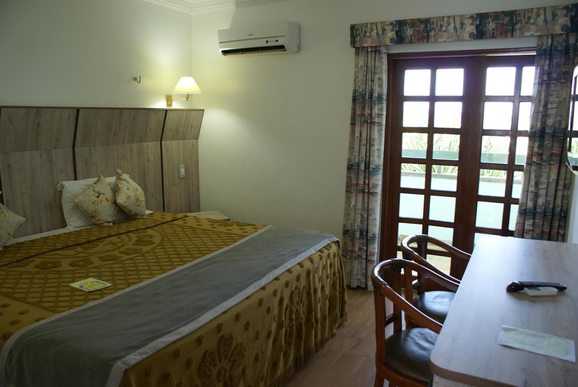 Verdes Vales Lazer Hotel Juazeiro do Norte Room photo